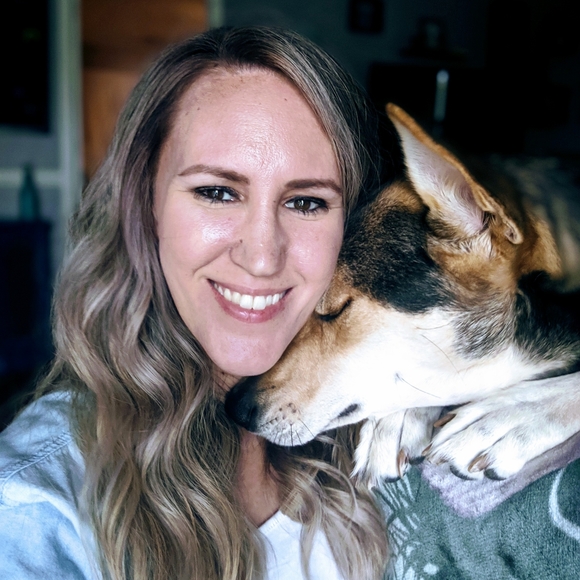 Meet your Posher, Michelle - Picture 4 of 5